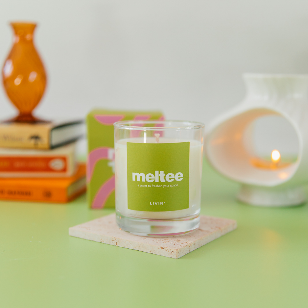 in the library mini votive candle - white musk & amber